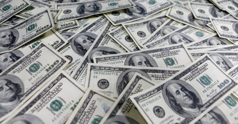 Dólar hoy: a cuánto cotizan el oficial y sus diferentes tipos de cambio este viernes 15 de noviembre