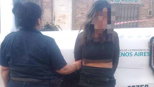 Una mujer asesinó a su novio porque saludó a otra chica: tenía una denuncia por violencia y una perimetral