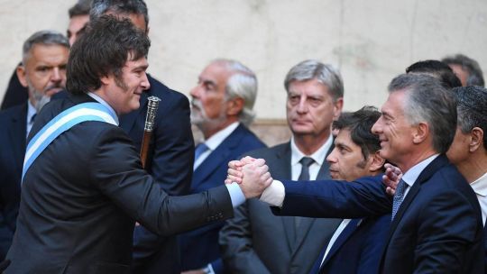 En medio del ruido con Mauricio Macri, el Gobierno buscó retomar la agenda con dos anuncios de impacto