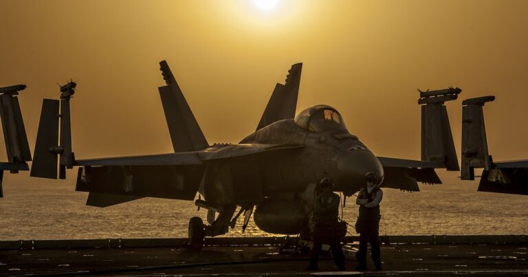 EN VIVO: EEUU bombardeó más de 75 objetivos del Estado Islámico en Siria