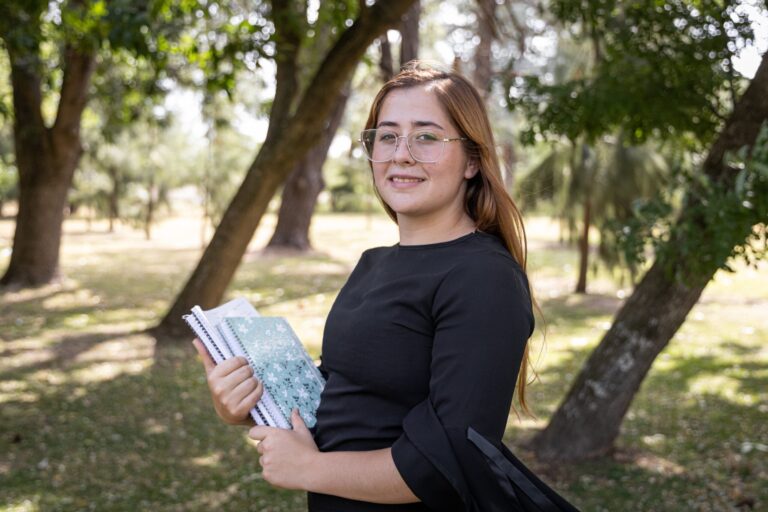 Un exitoso plan ya logró que cientos de jóvenes de pueblos del interior argentino lleguen a la universidad y no abandonen