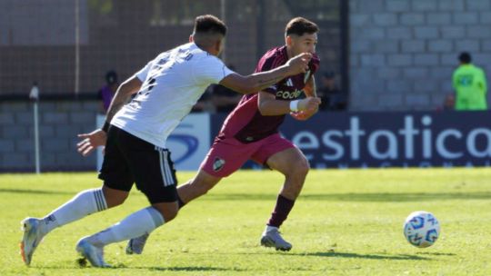 Riestra luchó el partido y River no pudo quebrar el resultado: 0 a 0 en Bajo Flores