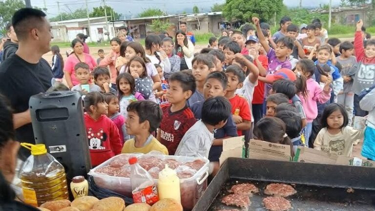 Libertador: Hamburguesas y cárcel para menores? Polémica con LLA