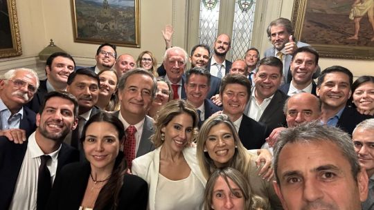 Satisfacción libertaria tras una de las semanas más duras, mientras esperan a Bullrich en Córdoba