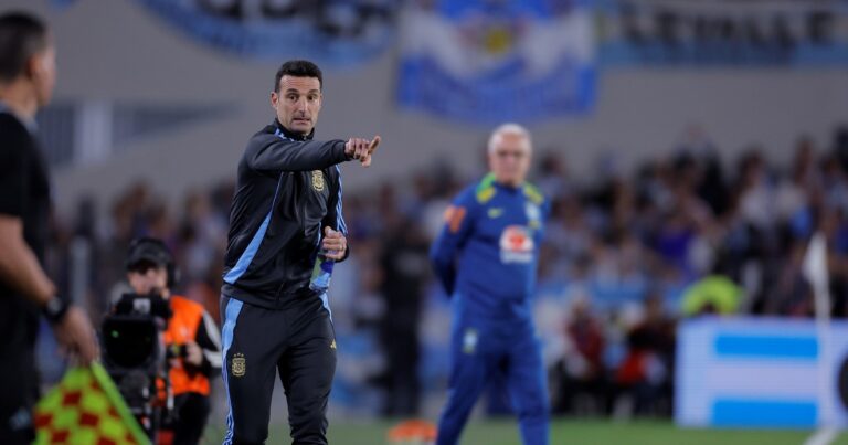 Scaloni: «Jugamos como equipo y minimizamos a Brasil»