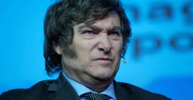 Golpe para el gobierno. La justicia frenó el DNU anti huelga