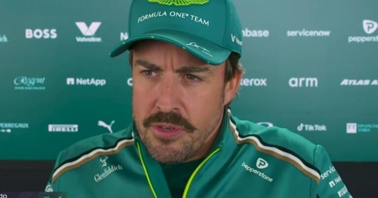 Fernando Alonso se dejó el bigote y fue furor en las redes