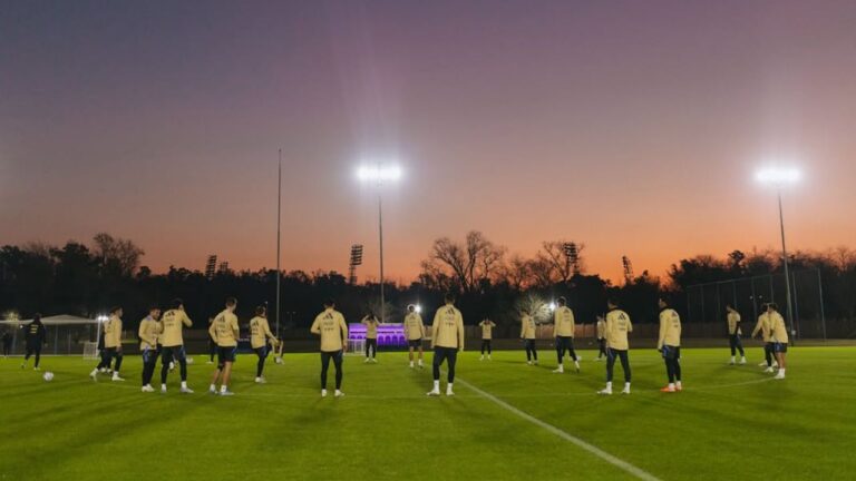 La Selección Argentina se mide esta noche contra una complicada Colombia