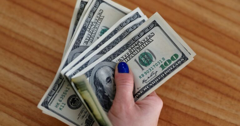 Dólar CCL hoy: a cuánto cotiza este viernes 27 de junio