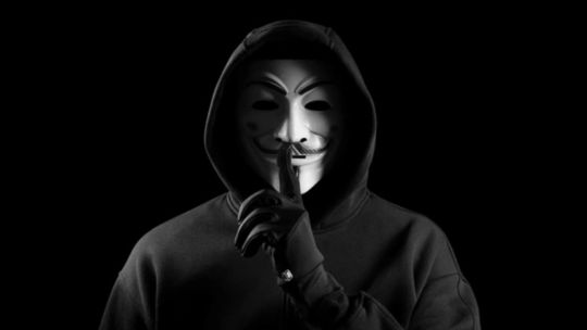 El hacker que atentó la web de PERFIL cometió un nuevo ciberataque, esta vez contra un medio de Uruguay