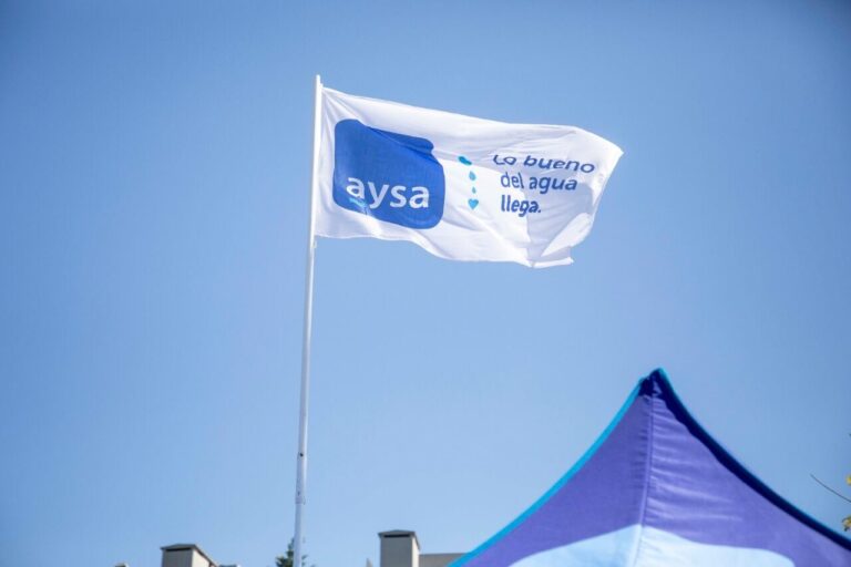 El Gobierno autorizó el inicio del proceso de privatización de AySA