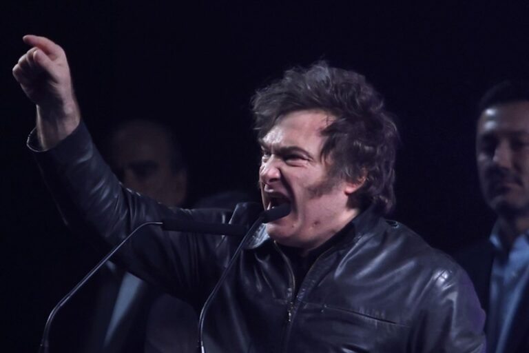 Encuesta: un 73% rechaza los insultos de Milei