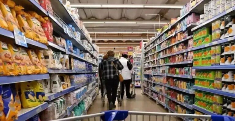 No repunta. Volvió a caer el consumo masivo