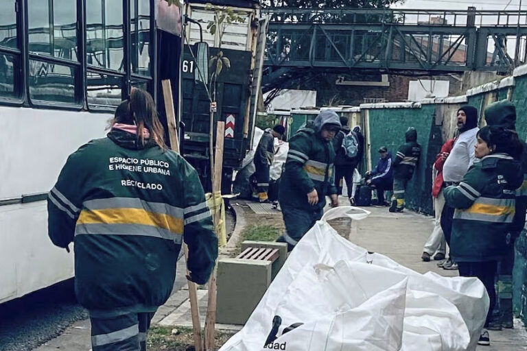 Fuerte ajuste a los cartoneros