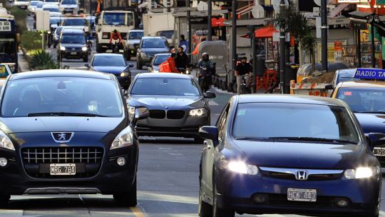 Llegarán 150 mil patentes nuevas a Santa Fe en el proceso de normalización de entrega de chapas