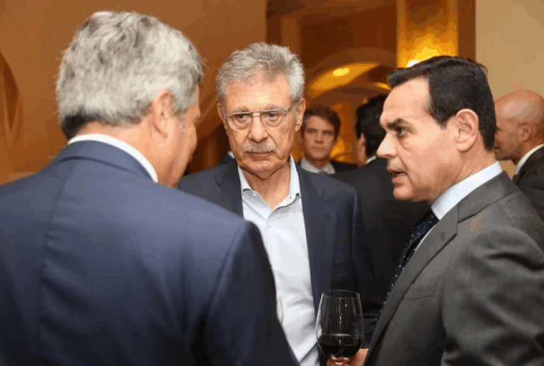 Enfrentado con Sigman por las vacunas contra la aftosa, renunció el presidente del Senasa