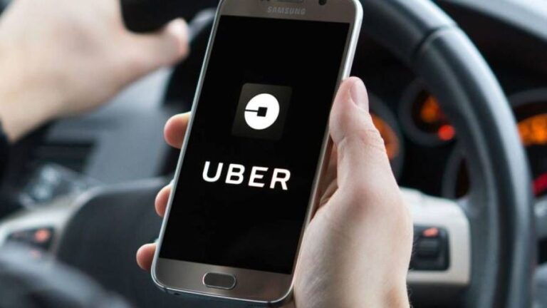 Detectó que chofer de Uber secuestraba a su hija en Rosario y pudo avisarle: el conductor tenía un machete