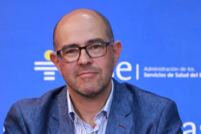 El presidente de ASSE, Álvaro Danza, viola la Constitución