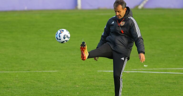 Bocha Batista y el posible último partido de Messi: «Estamos ajenos, nos jugamos la clasificación»