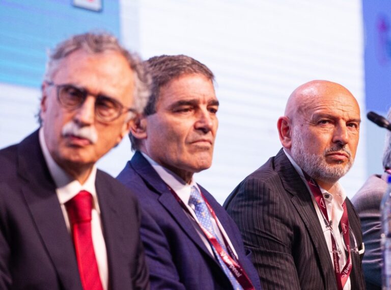 Ahora denuncian un escándalo de sobreprecios millonarios en el PAMI