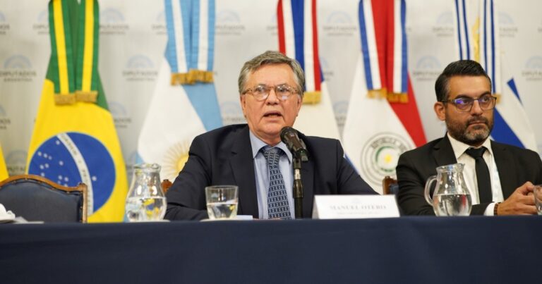 Tres candidatos para el organismo que marca la agenda del campo en América Latina