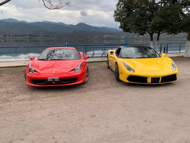 Es argentino, apenas terminó la escuela primaria, y cumplió el sueño de tener una Ferrari