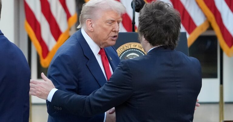 El mensaje de Donald Trump de cara a las elecciones legislativas: «Javier Milei tiene mi total respaldo»