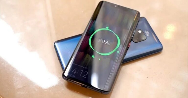 Carga inversa, la función oculta para revivir un celular sin batería: cómo funciona y modelos compatibles