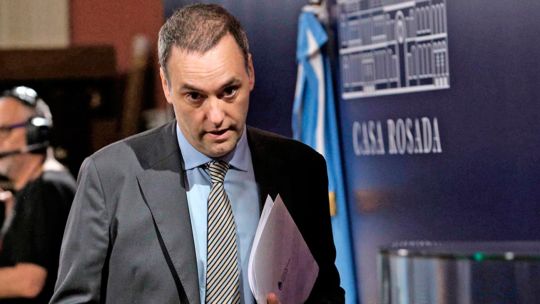 Nuevas propiedades de Adorni generan interrogantes sobre su patrimonio