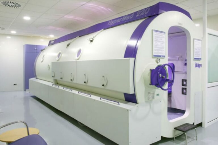 Terapia hiperbárica: ¿avance médico o promesa de bienestar sin sustento?