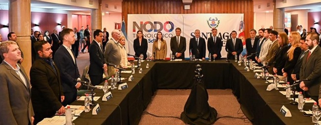 Autoridades durante la apertura de la Asamblea del Consejo Federal de Ciencia, Tecnología e Innovación 2026 en el Nodo Tecnológico de Santiago del Estero.