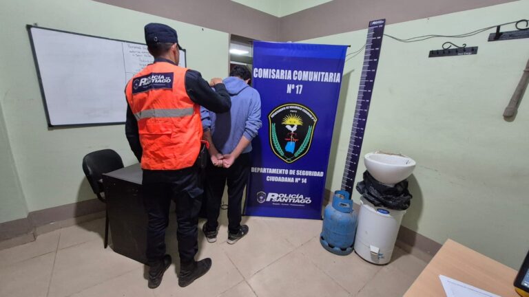 Policía de Santiago del Estero en operativo de recuperación de bienes robados en Pinto