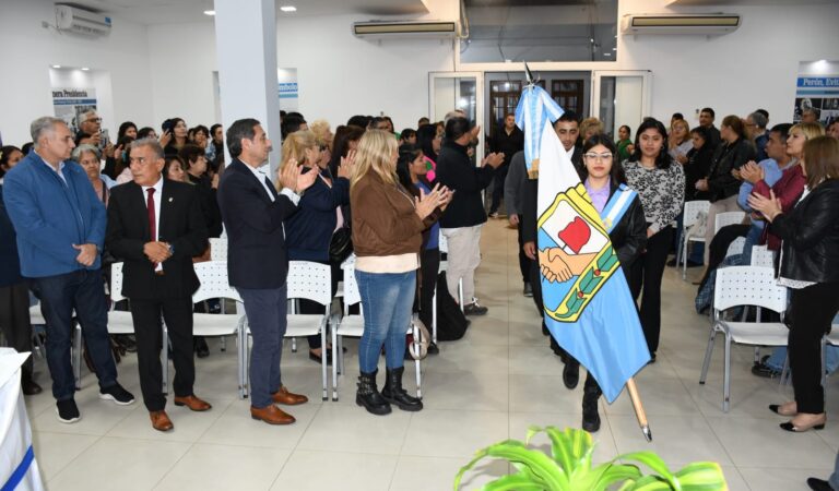 Autoridades en el acto de inicio del ciclo lectivo 2026 de la Escuela de Formación Política del PJ en Santiago del Estero
