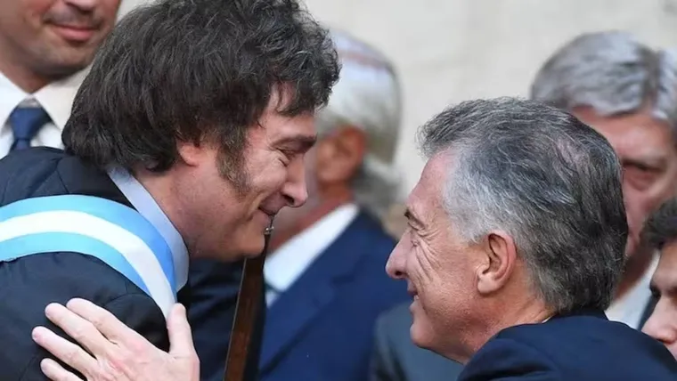 Javier Milei y Mauricio Macri en un evento previo, antes de su distanciamiento político