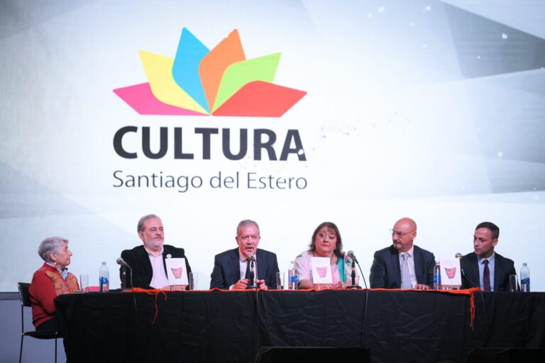 Acto oficial de Santiago del Estero en la Feria Internacional del Libro de Buenos Aires