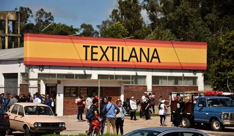 Edificio o logotipo de la fábrica textil Mauro Sergio en Mar del Plata
