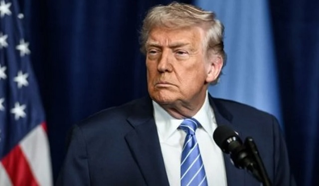 Donald Trump en la Casa Blanca durante reunión sobre propuesta de paz de Irán