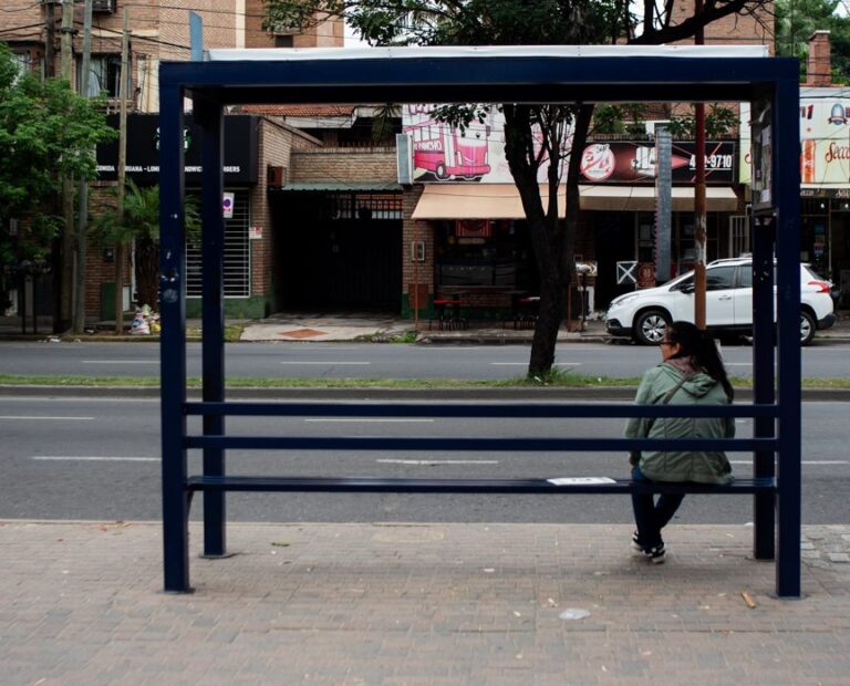 Colectivos de transporte público en Santiago del Estero durante un paro de la UTA