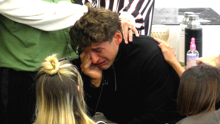 Manuel Ibero llorando en Gran Hermano Generación Dorada